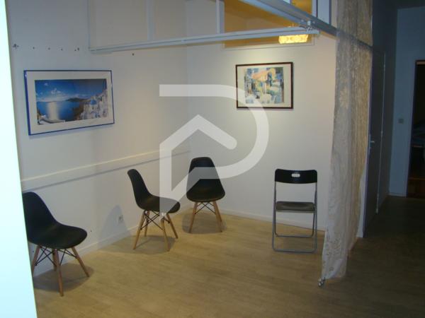 Local d'activité 11 pièces 300 m2