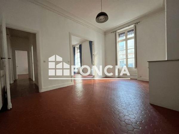 À vendre Appartement 4 pièces 141 m² - Nîmes 30000