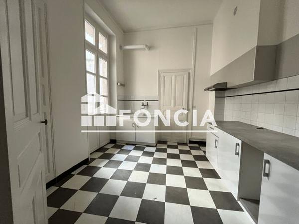 À vendre Appartement 4 pièces 141 m² - Nîmes 30000