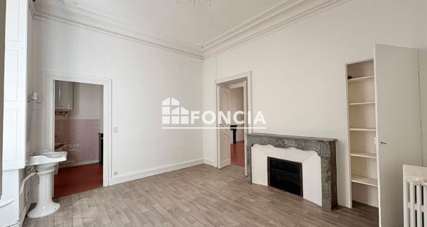 À vendre Appartement 4 pièces 141 m² - Nîmes 30000