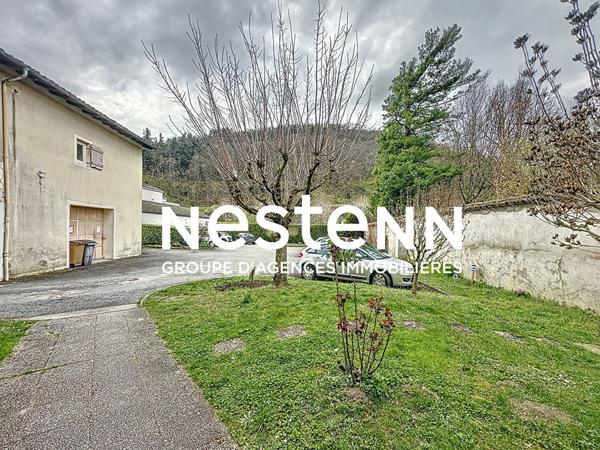 Opportunité: Appartement de caractère avec parking - 69430 BEAUJEU