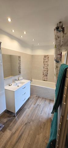 CHARTRES AGGLO Superbe maison style architecte de 190m² environ en plein coeur agglomération côtée