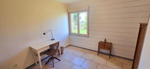 CHARTRES AGGLO Superbe maison style architecte de 190m² environ en plein coeur agglomération côtée