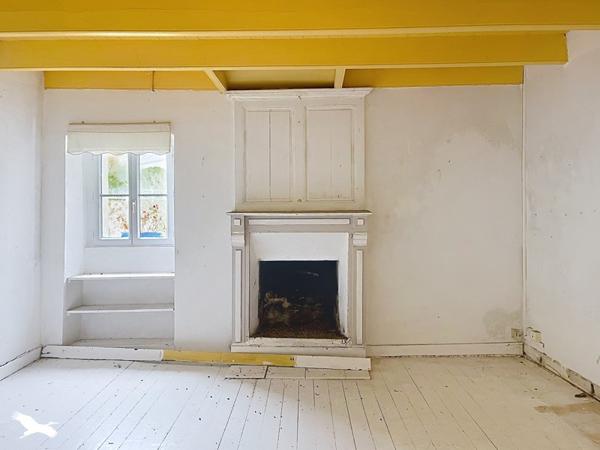 Maison 182 069 € Audierne 3 p 72 m² DPE G