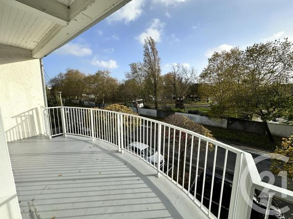 Appartement F2 à vendre  2 pièces - 38,67 m 2   LA ROCHELLE  - 17