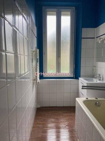 Immeuble à vendre 6 pièces de 150 m²