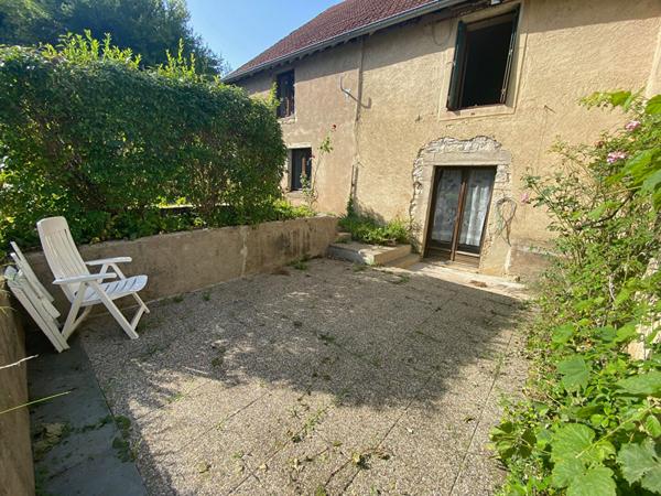 Maison Etuz 7 pièce(s) 216 m2