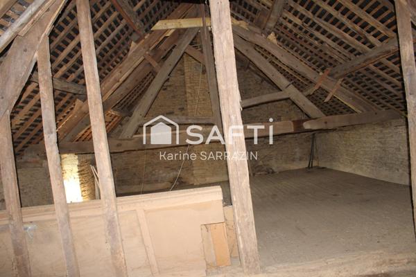 longère en pierres à rénover en plein cœur de la campagne