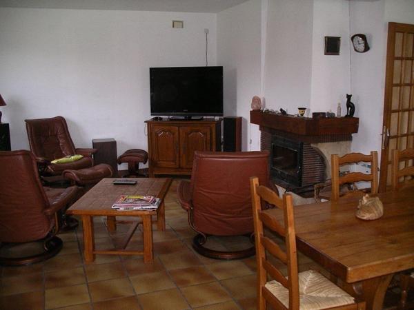 VENTE d'une maison de 6 pièces (155 m²) à MONTVILLE