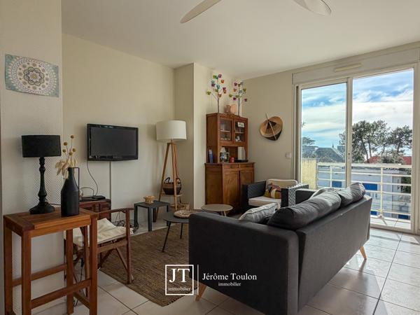 Appartement
                                                                                                                                                                                                                                                                                                                        4 pièce(s)                                                                                                                                                                                                          3 chambre(s)                                                                                                                                                                                                          101  m²