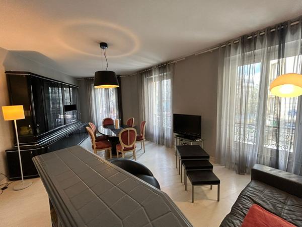 3 PIECES MEUBLE - refait à neuf -
