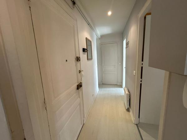 3 PIECES MEUBLE - refait à neuf -