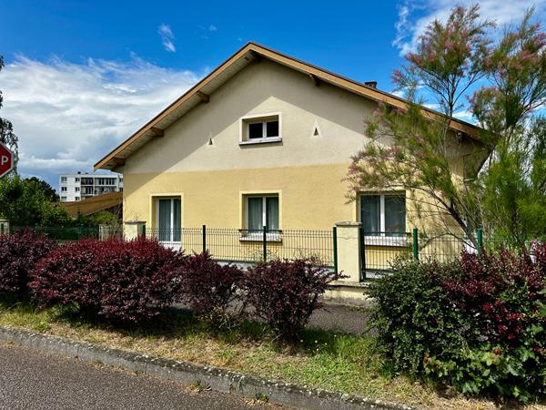 A vendre - Charmes - Maison individuelle de 90 m2 - 3 chambres