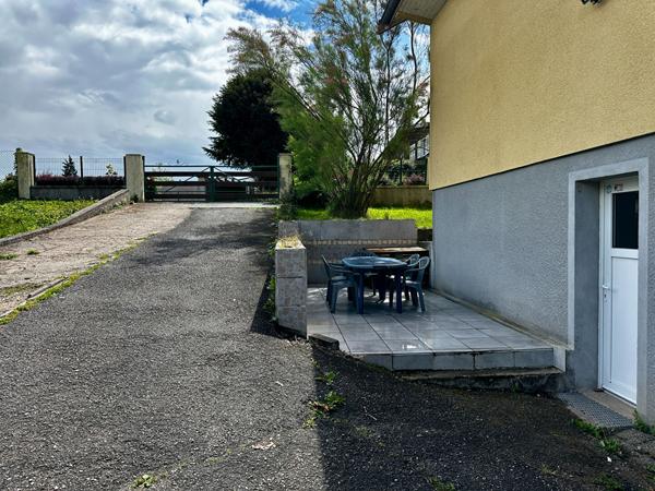 A vendre - Charmes - Maison individuelle de 90 m2 - 3 chambres
