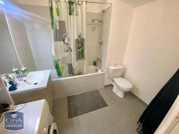 Appartement à louer 2 pièces 37.54m² Bormes-les-Mimosas (83230)
