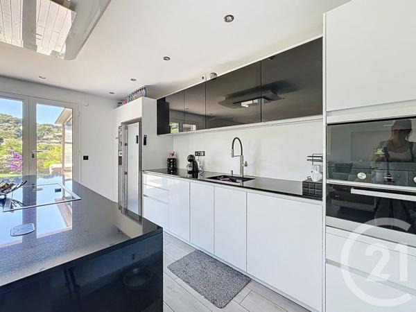 Maison à vendre  8 pièces - 247,44 m2 VALLAURIS - 06