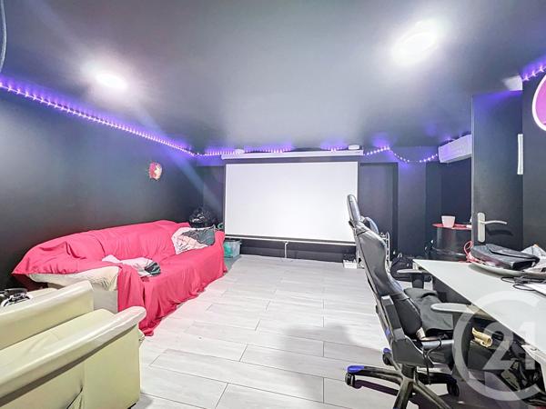 Maison à vendre  8 pièces - 247,44 m2 VALLAURIS - 06