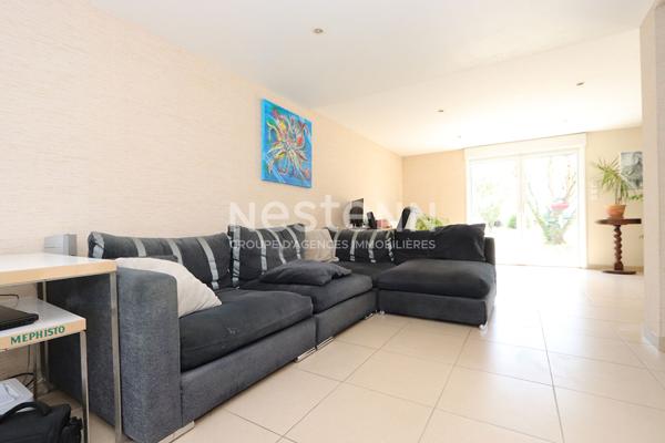 Spacieuse maison familiale non mitoyenne avec grand terrain - 126 m² habitables