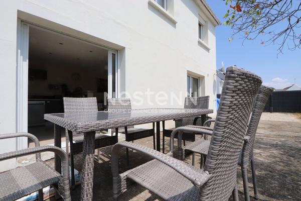 Spacieuse maison familiale non mitoyenne avec grand terrain - 126 m² habitables