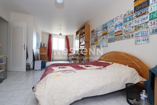 Spacieuse maison familiale non mitoyenne avec grand terrain - 126 m² habitables