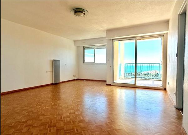 Appartement à BEAUSOLEIL (06240)