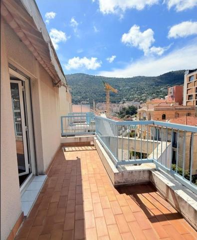 Appartement à BEAUSOLEIL (06240)