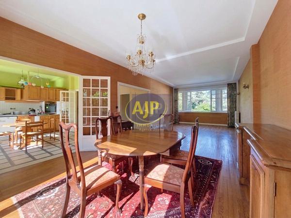 Maison à vendre Nantes - 8 pièces, 217m² avec 6 chambre(s) à 850 500€ - AJP Immobilier Nantes Jouzel