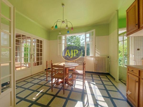 Maison à vendre Nantes - 8 pièces, 217m² avec 6 chambre(s) à 850 500€ - AJP Immobilier Nantes Jouzel
