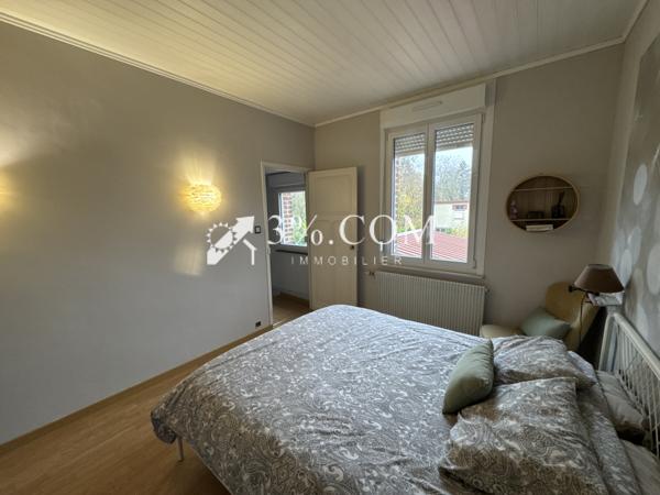 Maison 4 pièce(s) 2 chambre(s) 92 m²