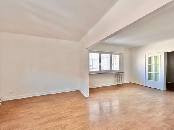 HAYANGE quartier Mairie - T5 moderne rénové de 108 m² avec ascenseur