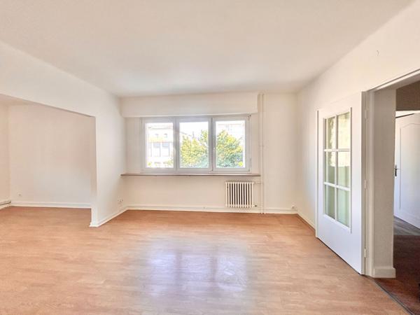 HAYANGE quartier Mairie - T5 moderne rénové de 108 m² avec ascenseur