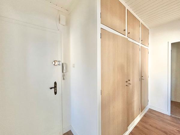 HAYANGE quartier Mairie - T5 moderne rénové de 108 m² avec ascenseur