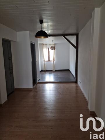Location appartement 2 pièces 41 m² Châlons-en-Champagne