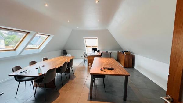 Local/bureau à vendre QUIMPER - 670 m² - Parking  Quartier Ty Pont Kerroué