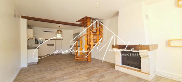 La Fare-les-Oliviers - centre du village - Maison de village 3 chambres de 90m² + garage