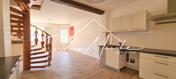 La Fare-les-Oliviers - centre du village - Maison de village 3 chambres de 90m² + garage