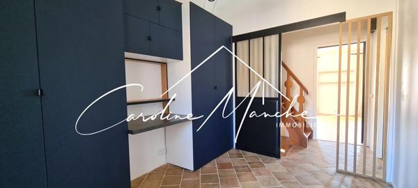 La Fare-les-Oliviers - centre du village - Maison de village 3 chambres de 90m² + garage