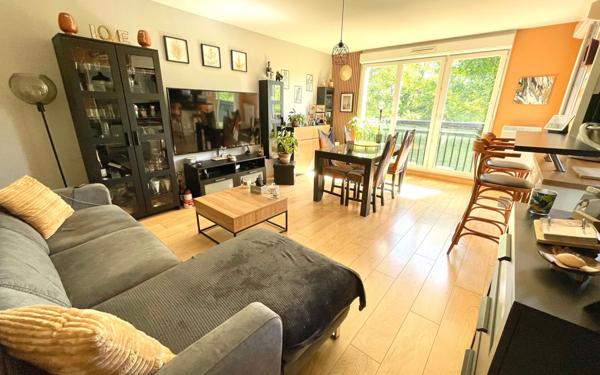 Appartement à vendre    3 pièces • 66,02 m2 Corbeil-Essonnes
