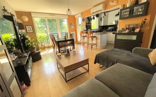 Appartement à vendre    3 pièces • 66,02 m2 Corbeil-Essonnes