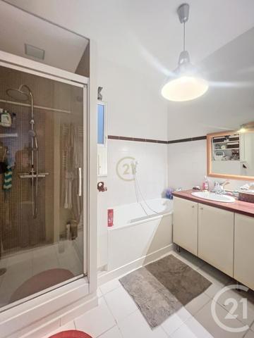 Appartement F6 à vendre  6 pièces - 134 m2 PARIS - 75010