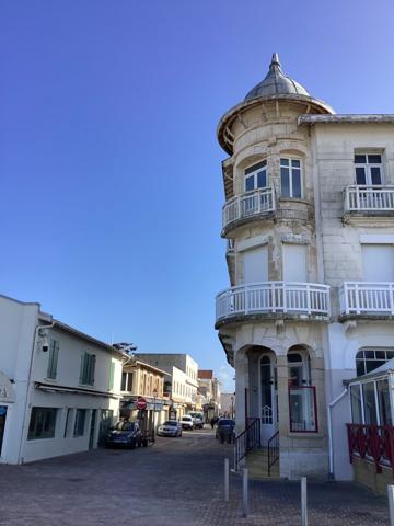 APPARTEMENT VUE MER SOULAC/MER