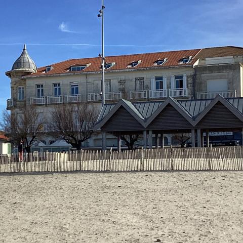 APPARTEMENT VUE MER SOULAC/MER
