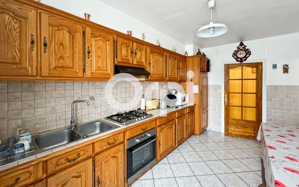 Maison à vendre    4 pièces • 95,49 m2 Mantes-la-Jolie