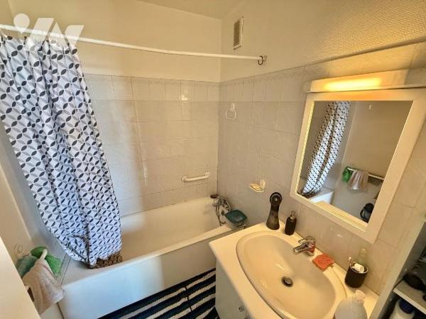 INVESTISSEURS - Appartement T2 vendu loué à Troyes

À vendre à Troyes (10000), appartement de...