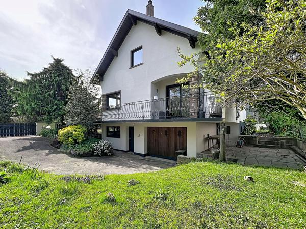 Maison familiale de caractère avec jardin - Robertsau