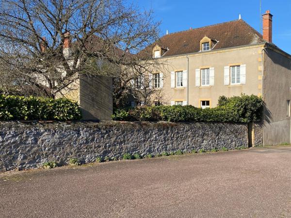 Maison à vendre à Paray-le-Monial en Saône-et-Loire (71600), ref : M-P-BA