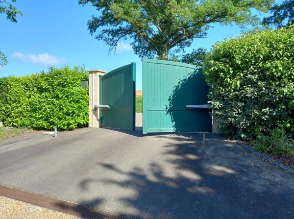 Montigné Le Brillant - Propriété 200m² - 5 chambres - 4800m² - piscine
