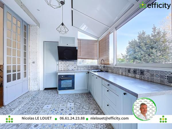 Maison
         9 pièces
        - 250 m² 380 000 € *