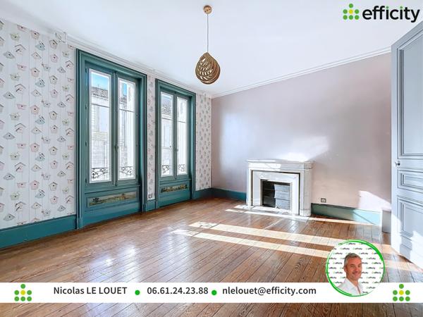 Maison
         9 pièces
        - 250 m² 380 000 € *
