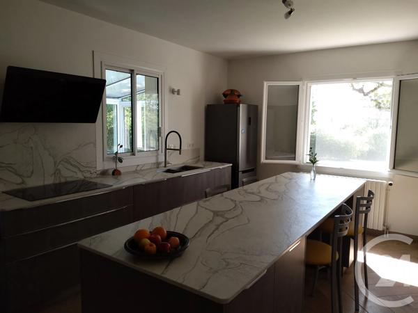 Maison à vendre  5 pièces - 152,62 m 2   VAYRAC  - 46